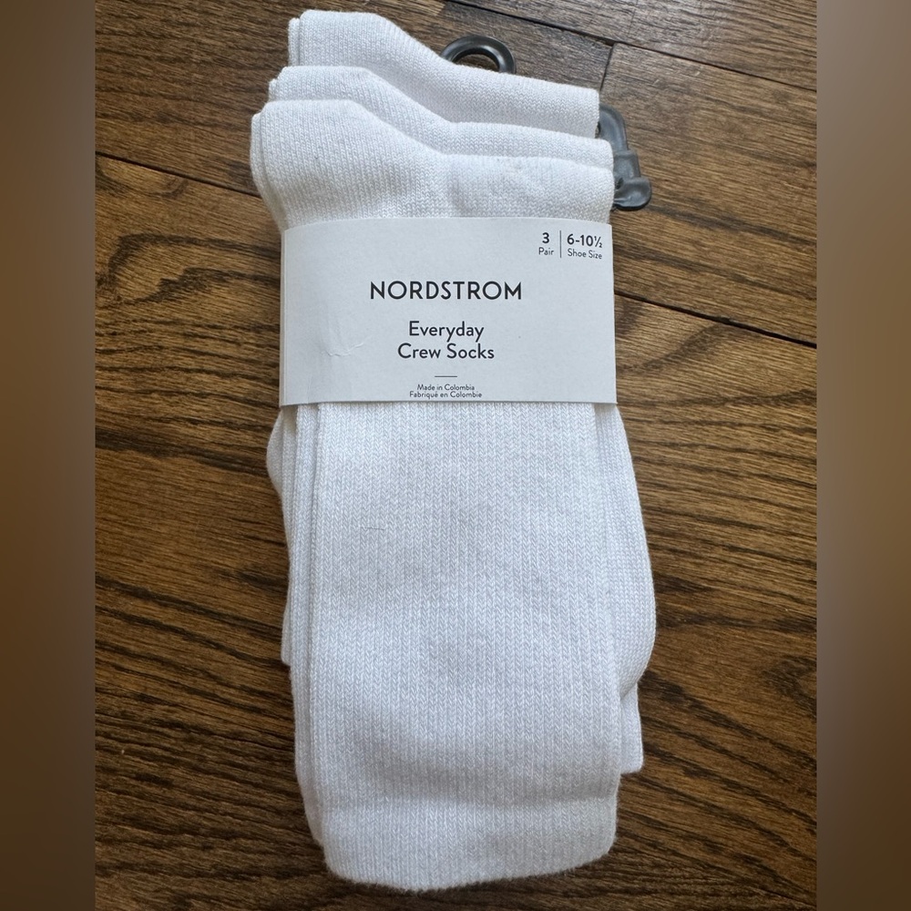 Nordstrom Everyday Crew Socks 3-Pack White NWT Size 6–10.5